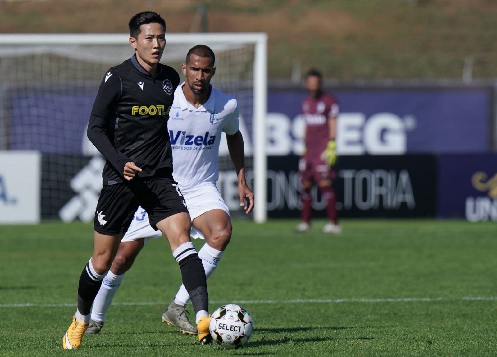 Danny Choi playing for Casa Pia A.C.